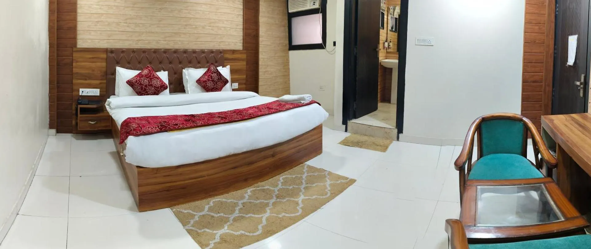 Hotel The Grand Paramont Delhi Airport New Delhi